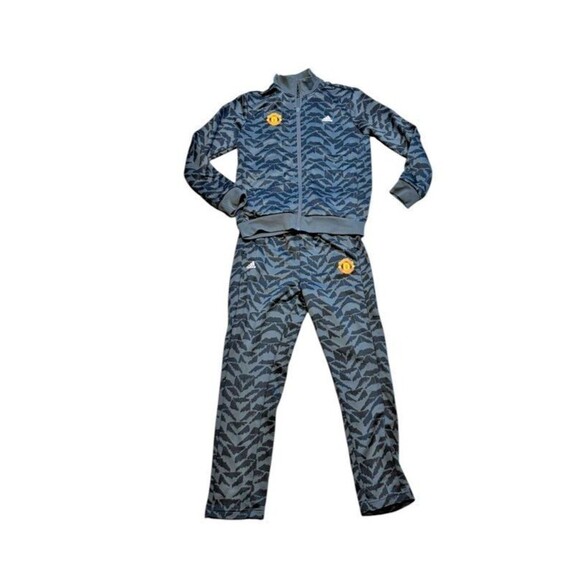 Adidas Manchester United FC 2 Piece Track Suit Boys Size Medium Black/Gray Camo - Picture 1 of 9